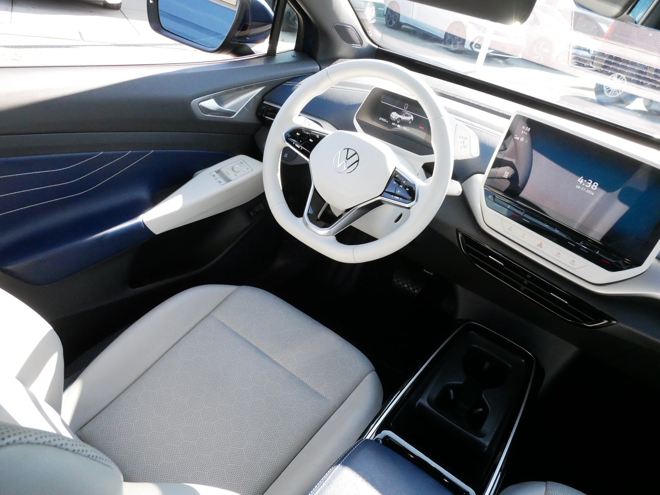 Certified 2023 Volkswagen ID.4 Pro S AWD/4WD image 9