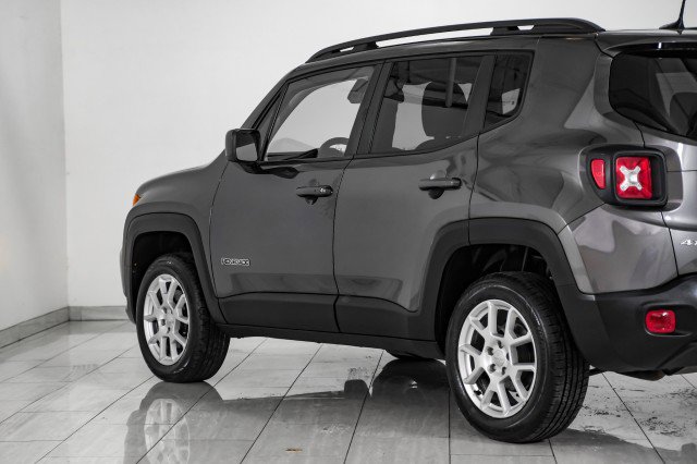 Used 2019 Jeep Renegade Latitude w/ Popular Equipment Group image 58
