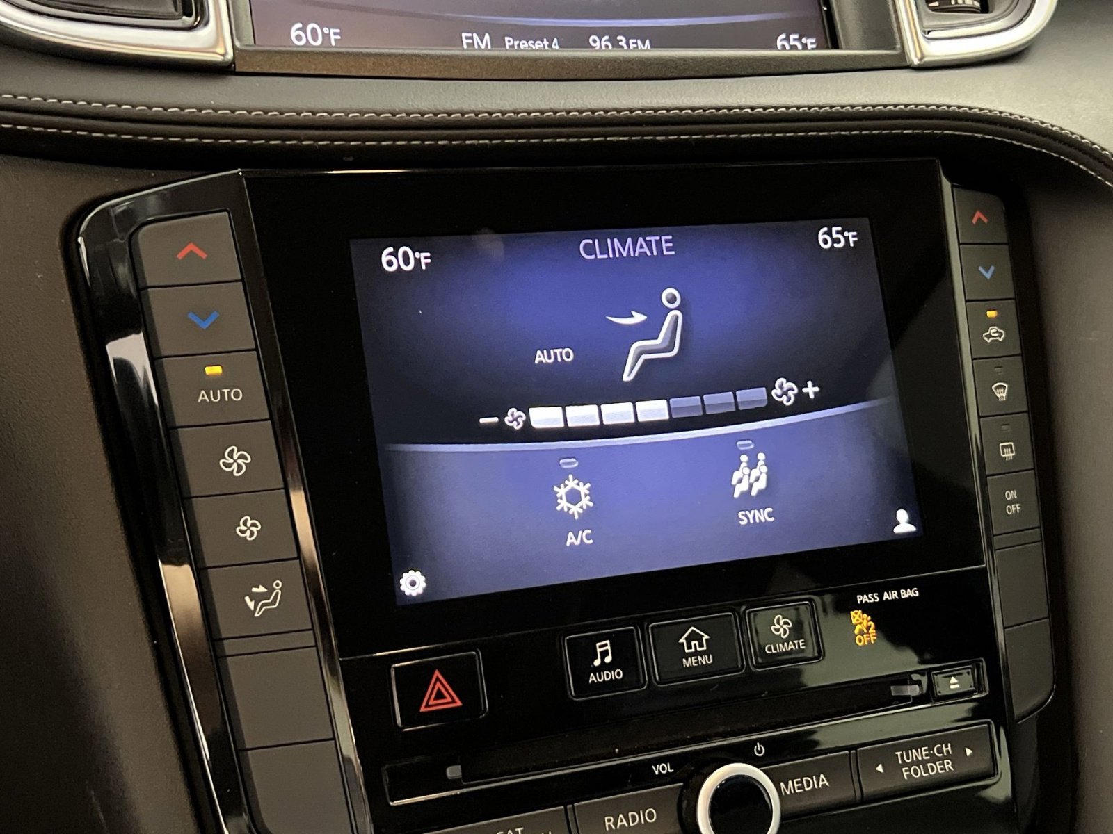 Used 2019 INFINITI QX50 Luxe image 21