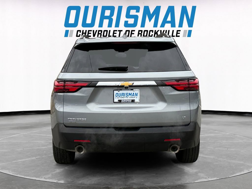 Used 2024 Chevrolet Traverse LT image 5