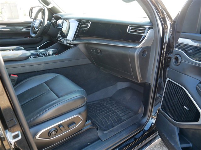 Used 2022 Jeep Wagoneer Series III w/ Premium Group I image 20