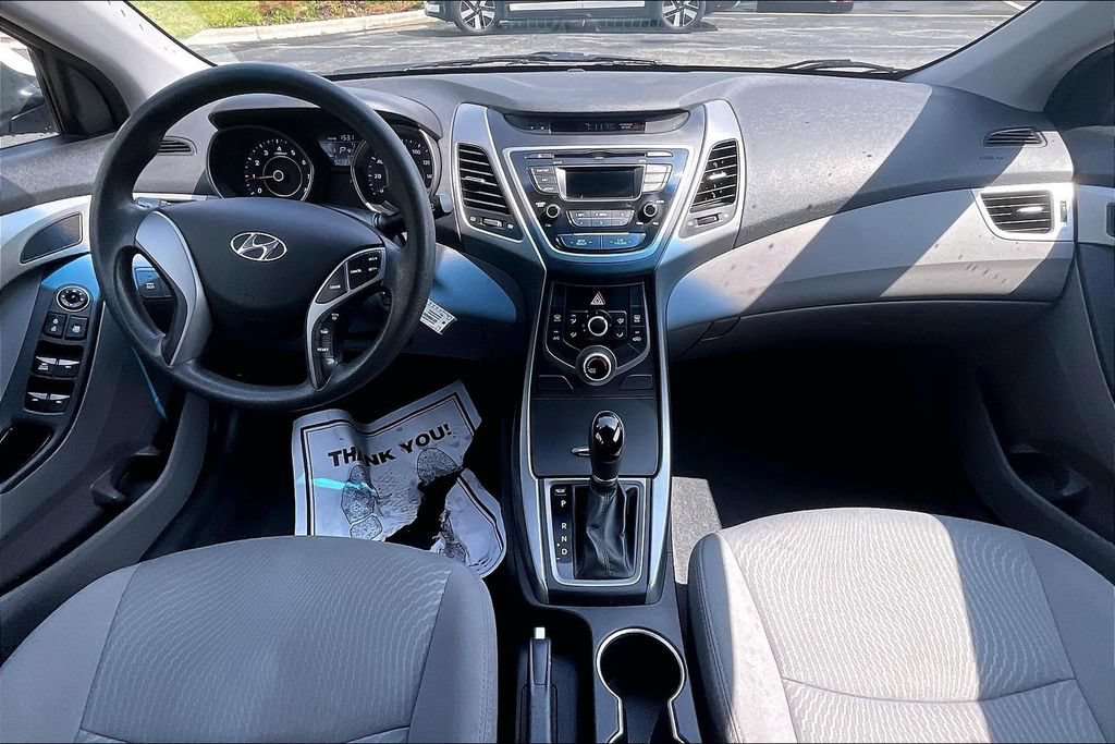 Used 2015 Hyundai Elantra SE FWD image 18