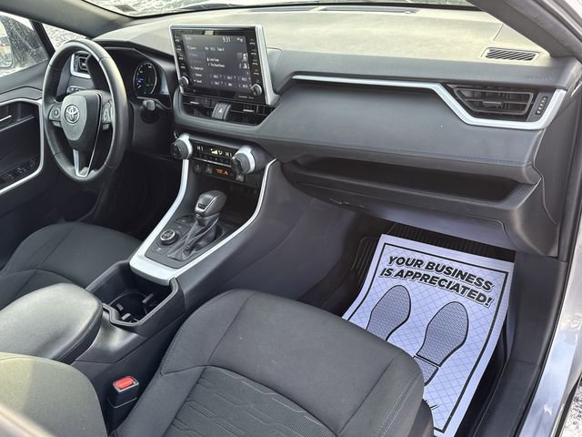 Used 2022 Toyota RAV4 SE w/ Convenience Package image 29