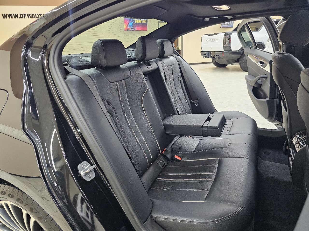 Used 2018 BMW 530i image 24