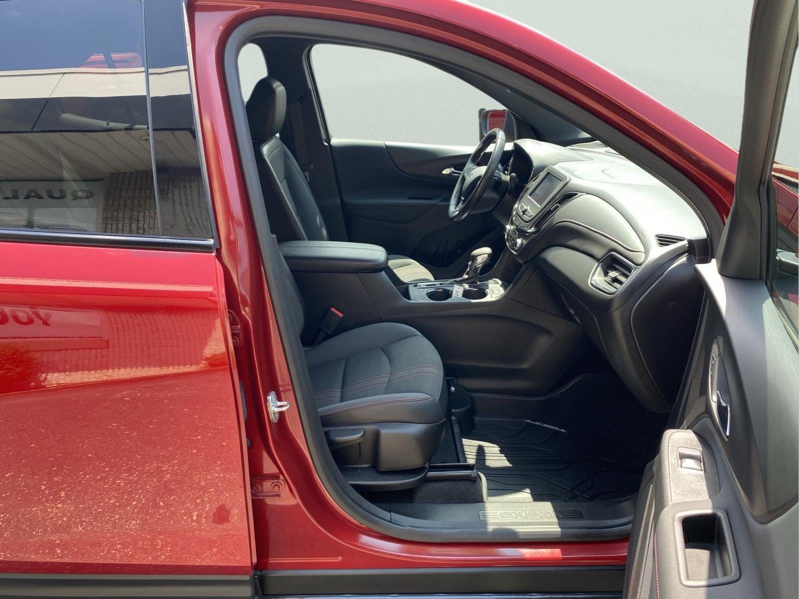 Used 2022 Chevrolet Equinox RS AWD/4WD image 35
