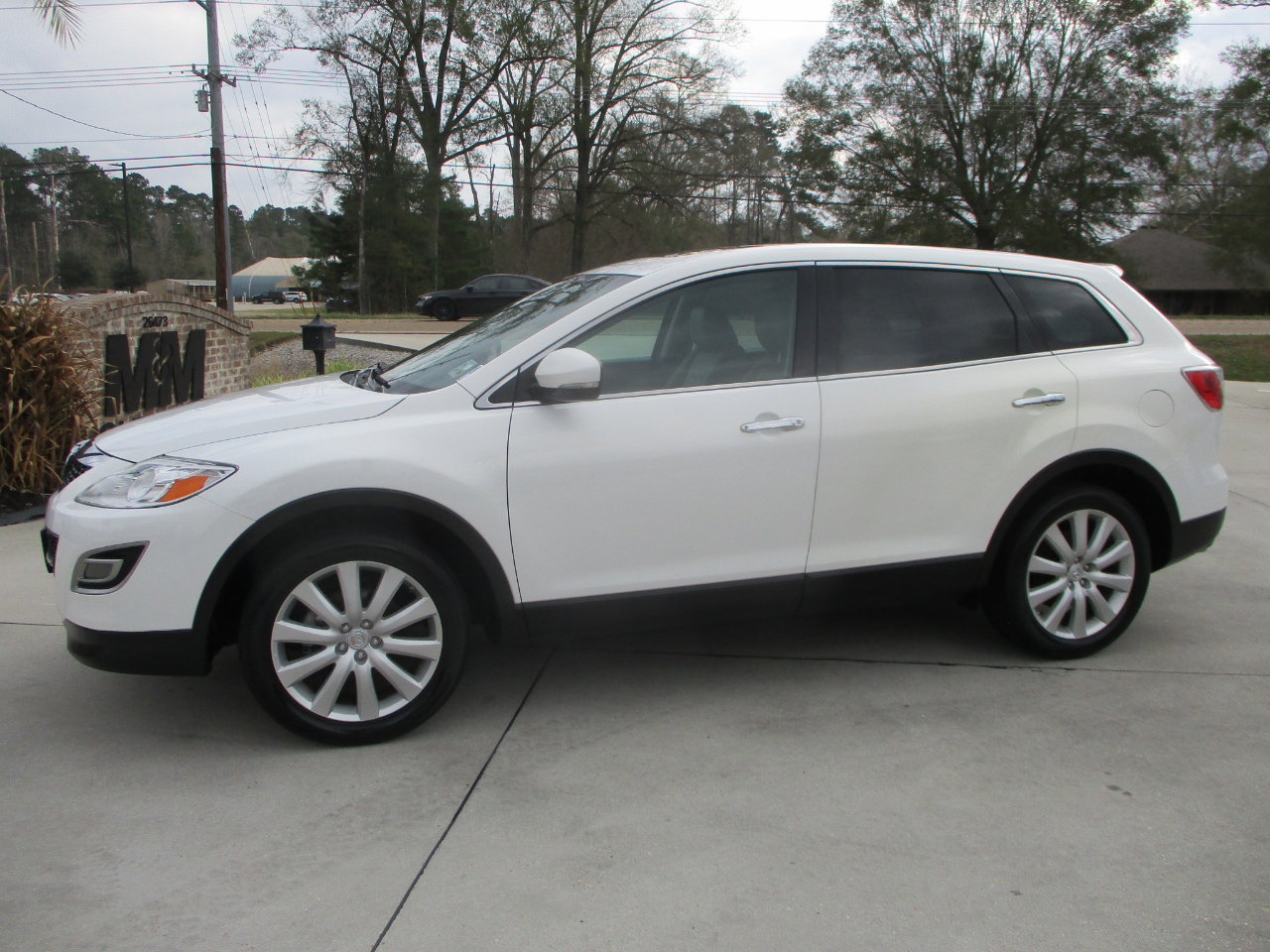 Used 2010 MAZDA CX-9 Grand Touring w/ Moonroof & Bose Audio Pkg image 14