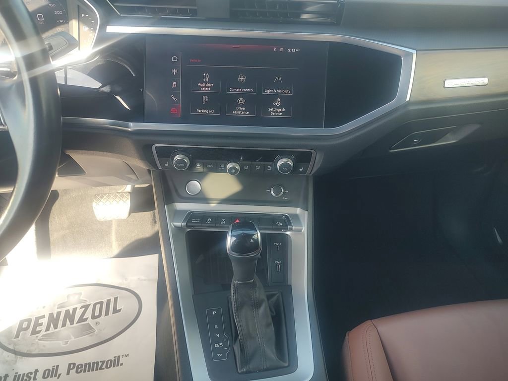 Used 2019 Audi Q3 2.0T Premium Plus w/ Premium Plus Package image 11