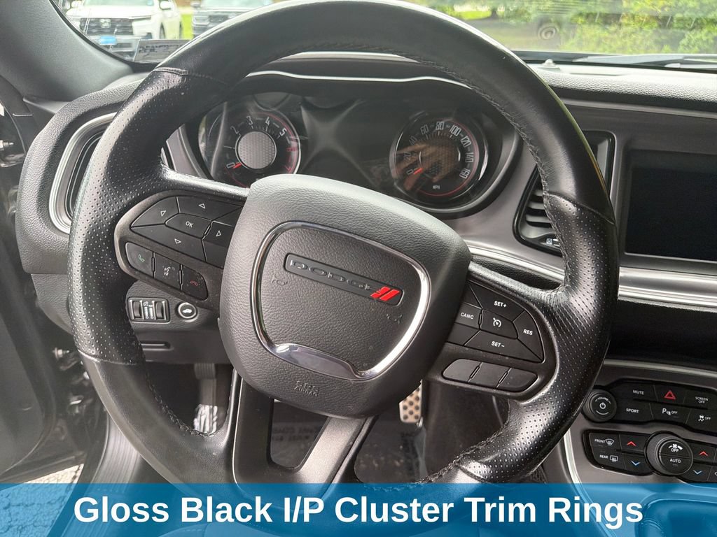 Used 2020 Dodge Challenger R/T w/ Blacktop Package RWD image 29
