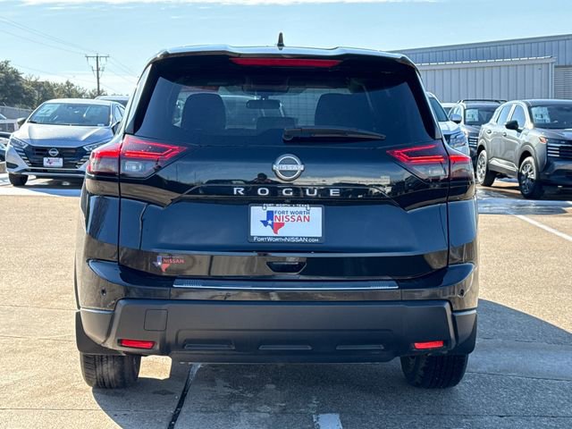 Certified 2025 Nissan Rogue SV image 8