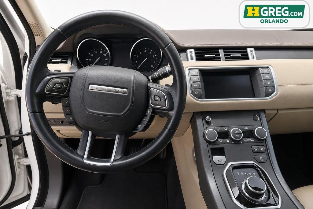 Used 2018 Land Rover Range Rover Evoque SE AWD/4WD image 13