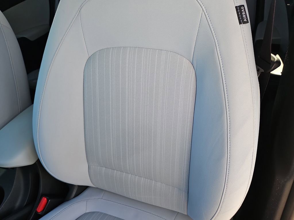 Used 2023 Hyundai Kona SEL image 17