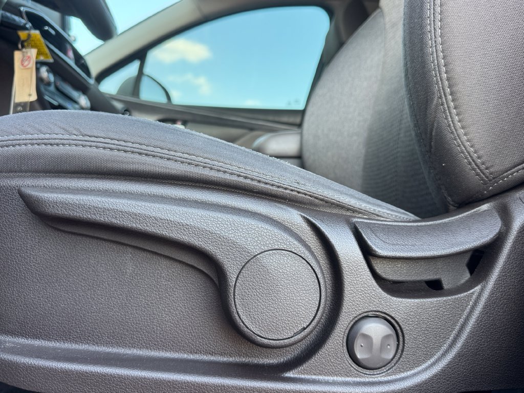 Used 2019 Hyundai Santa Fe SE FWD image 19