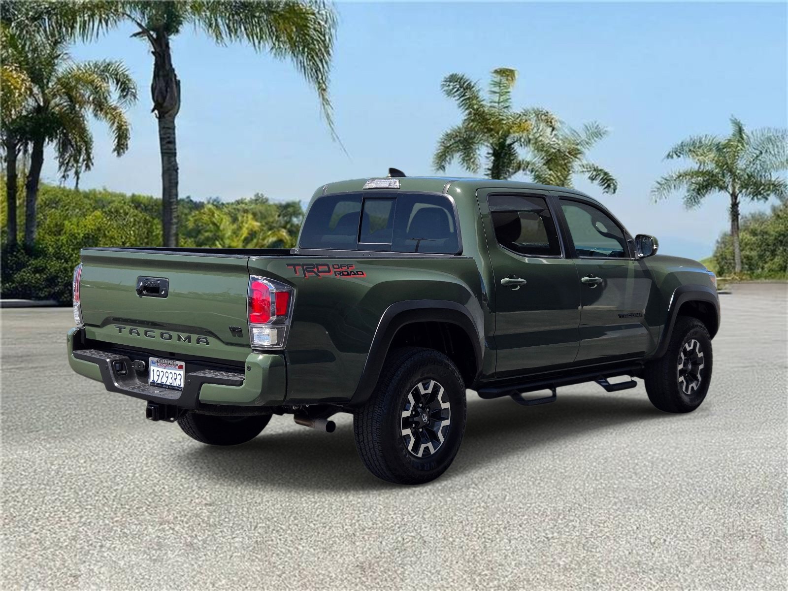 Used 2022 Toyota Tacoma TRD Off-Road w/ Technology Package RWD image 4