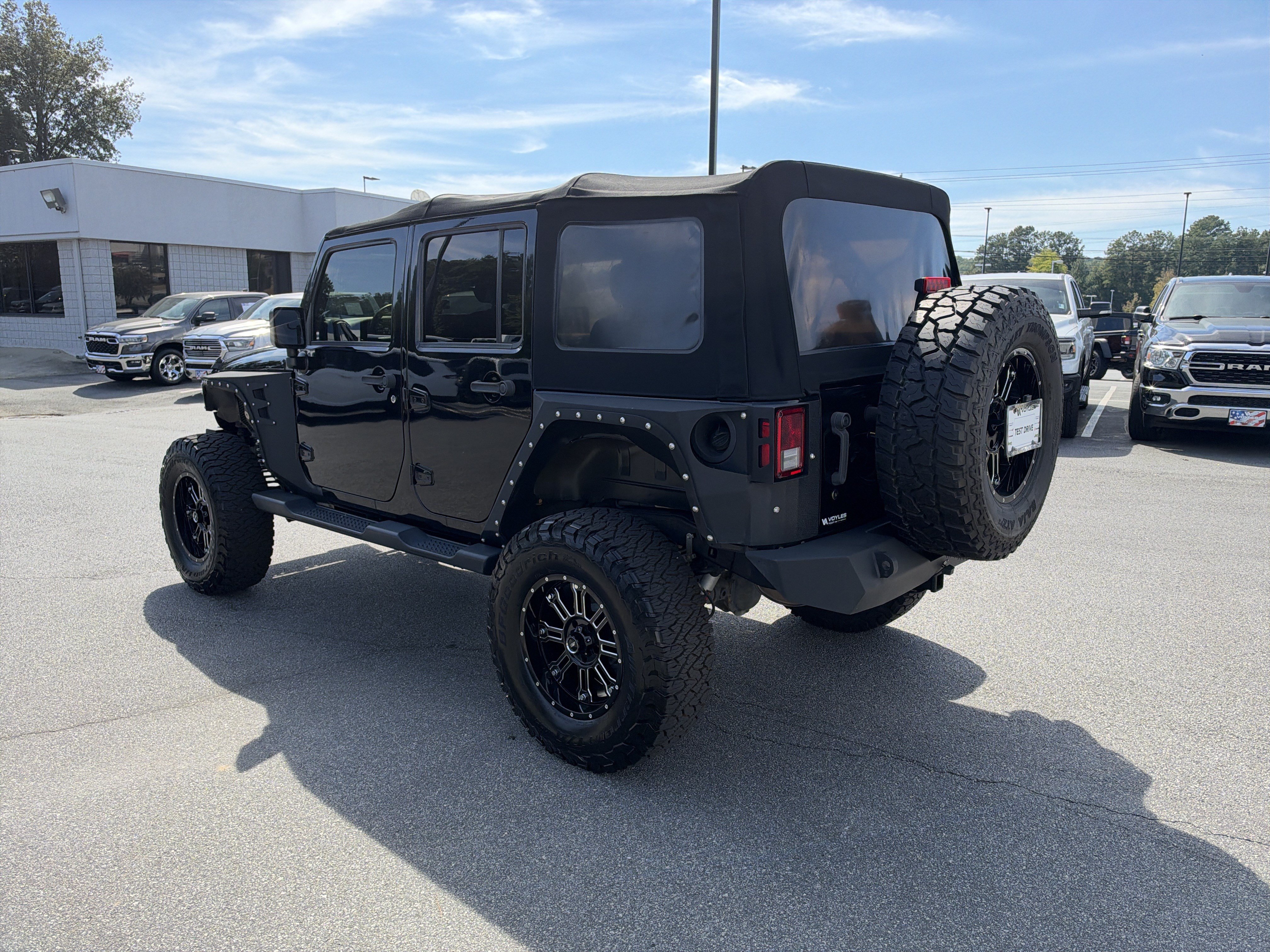 Used 2016 Jeep Wrangler Unlimited Sport w/ Quick Order Package 24S AWD/4WD image 6