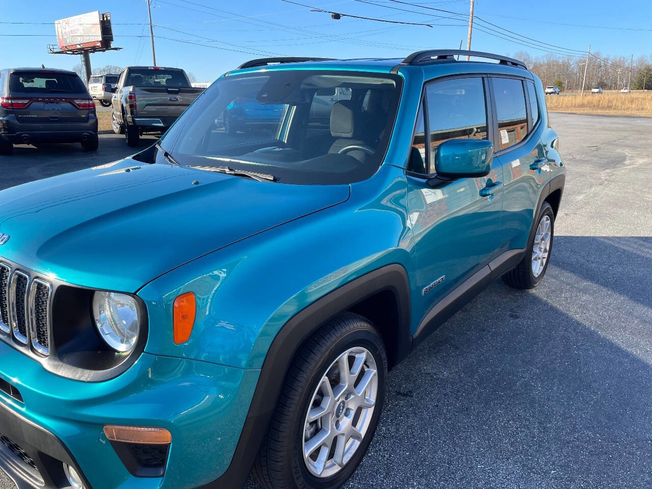 Used 2021 Jeep Renegade Latitude w/ Convenience Group image 7