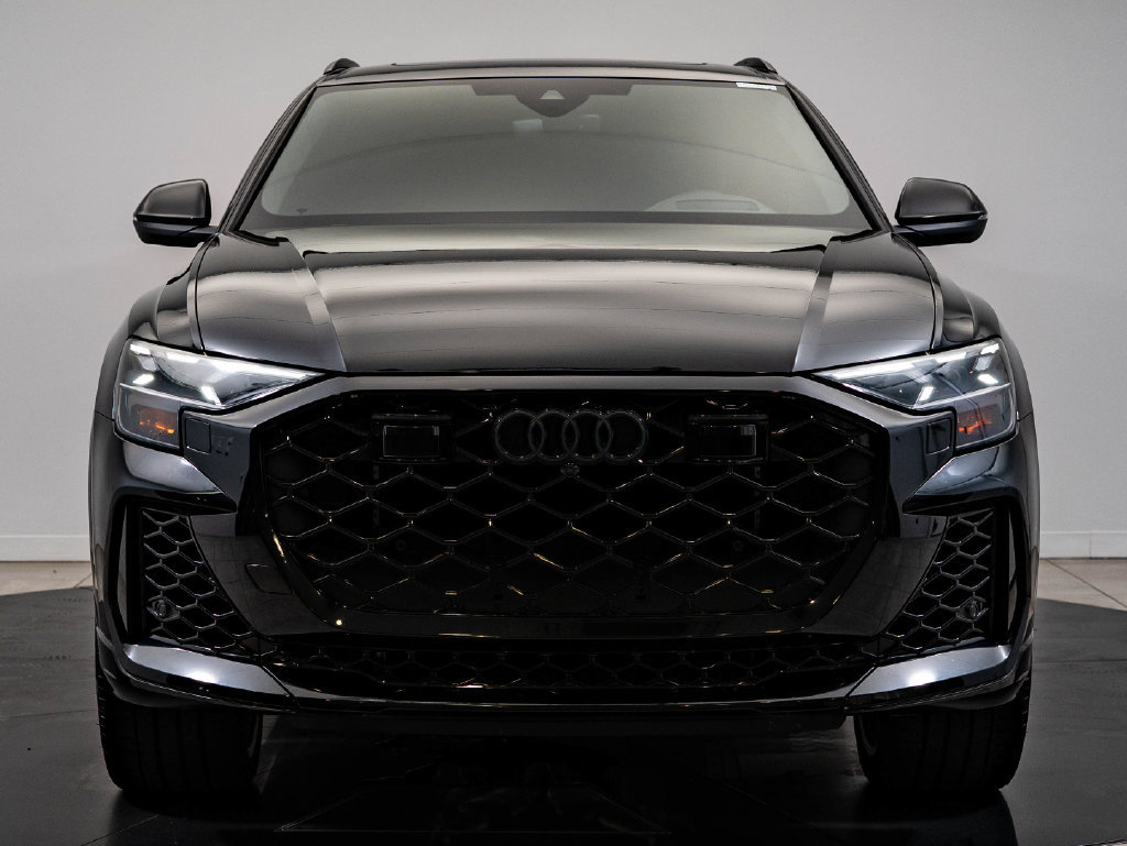 Used 2025 Audi RS Q8 performance AWD/4WD image 2