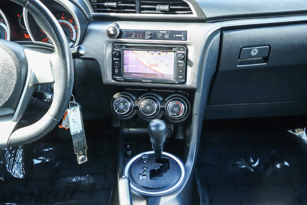 Used 2014 Scion tC FWD image 13