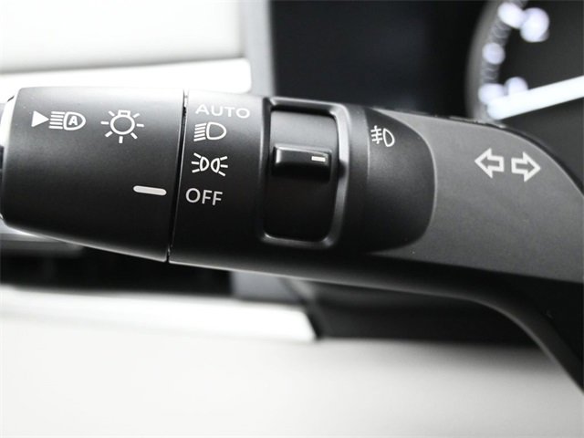 New 2025 Mitsubishi Outlander SE image 26