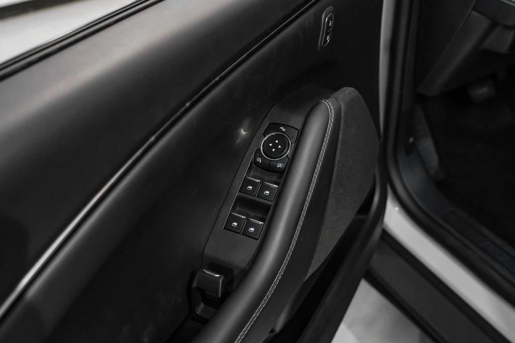 Used 2025 Ford Mustang Mach-E Select RWD image 45