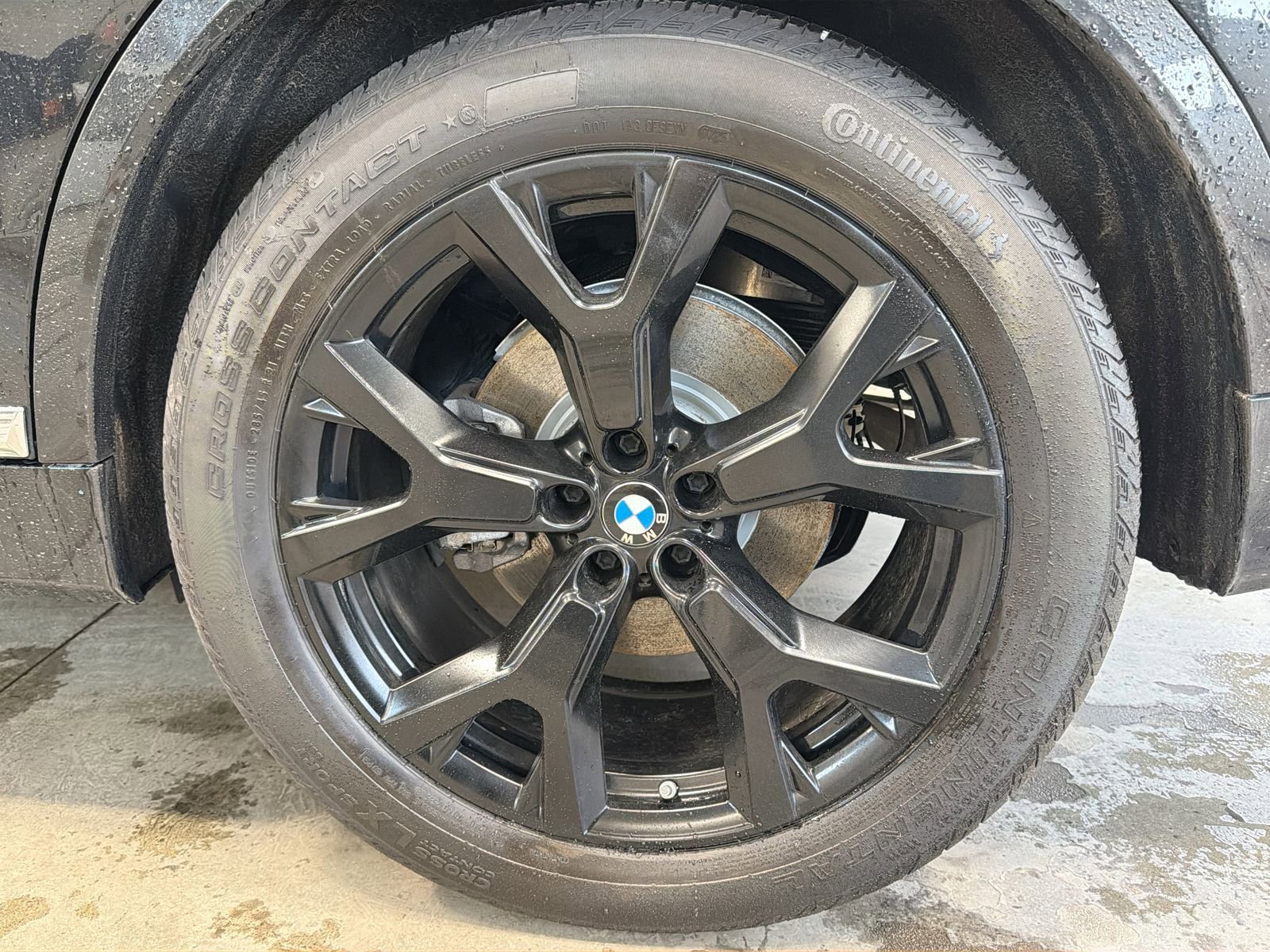 Used 2023 BMW X7 xDrive40i w/ Premium Package AWD/4WD image 19