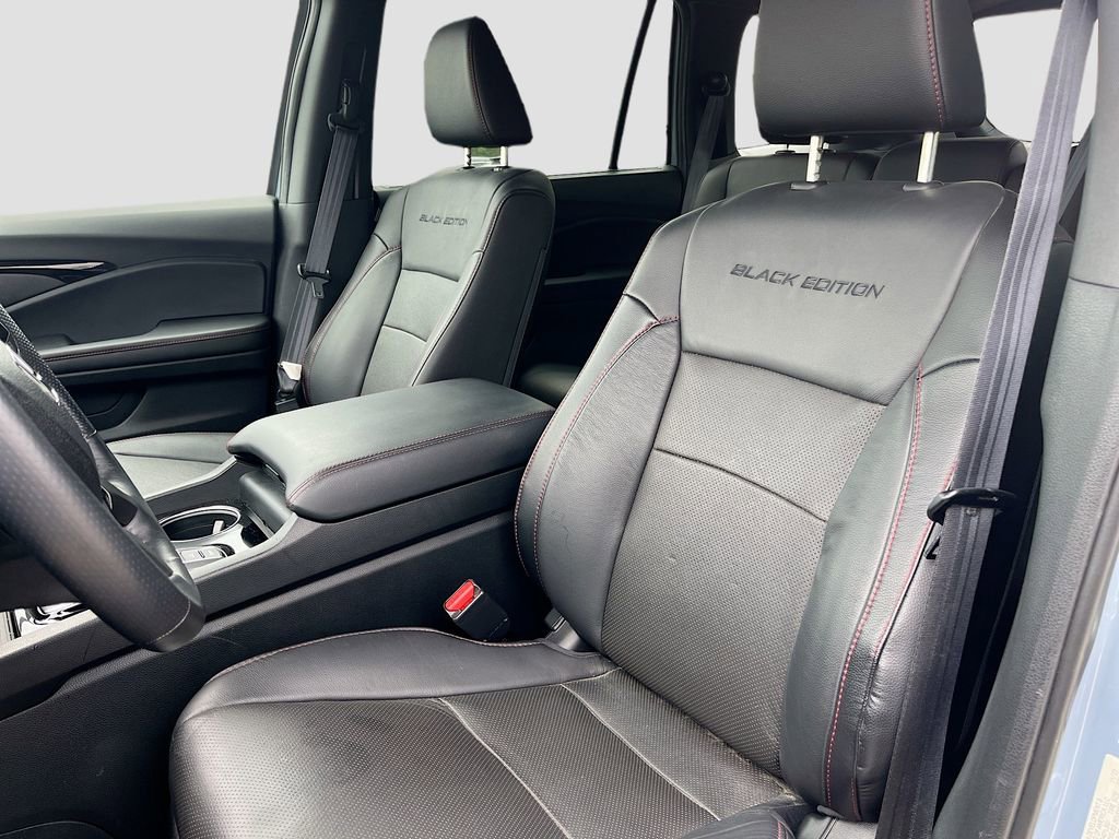 Used 2024 Honda Passport Black Edition image 22