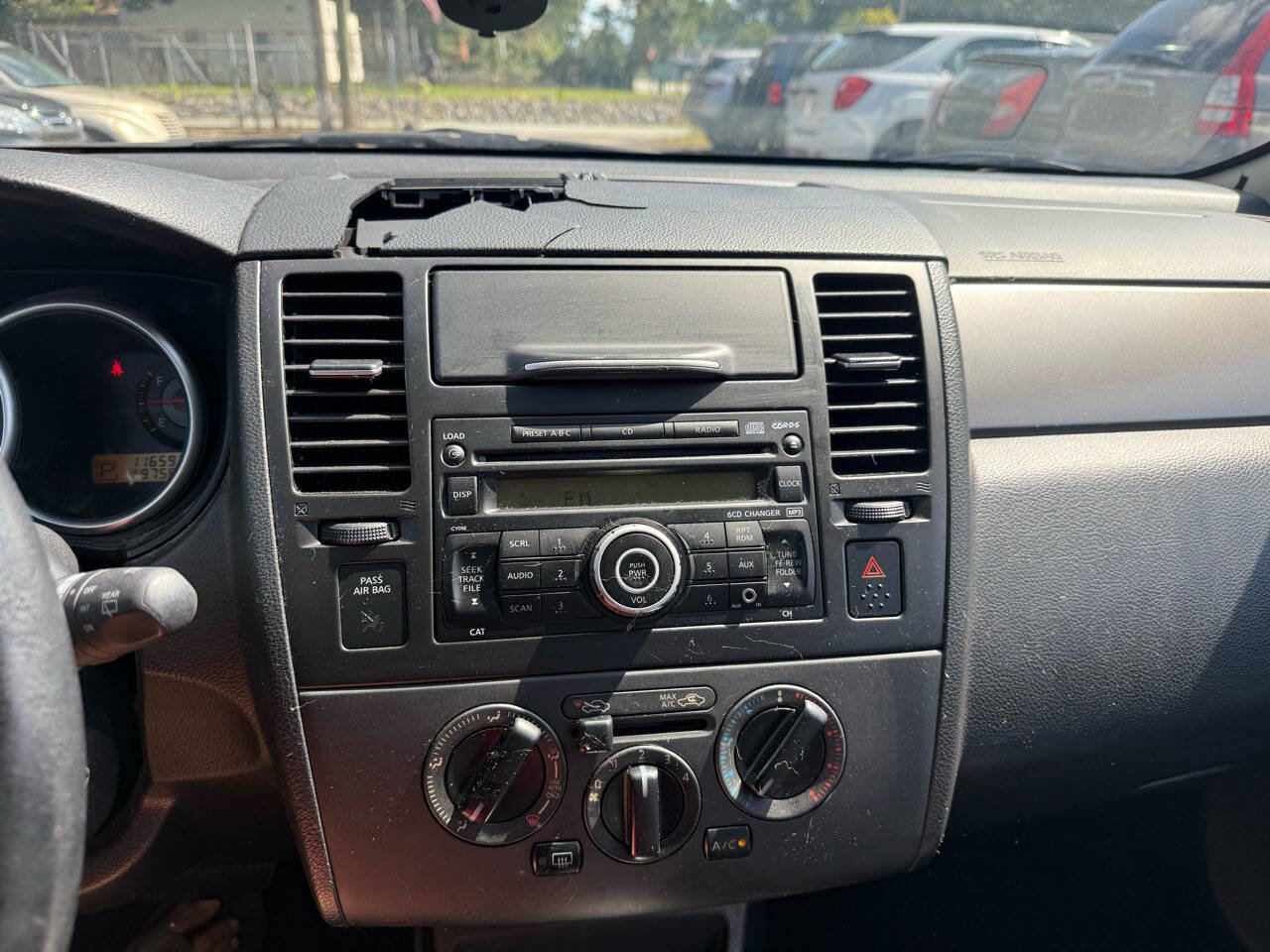 Used 2009 Nissan Versa SL w/ Convenience Pkg image 20