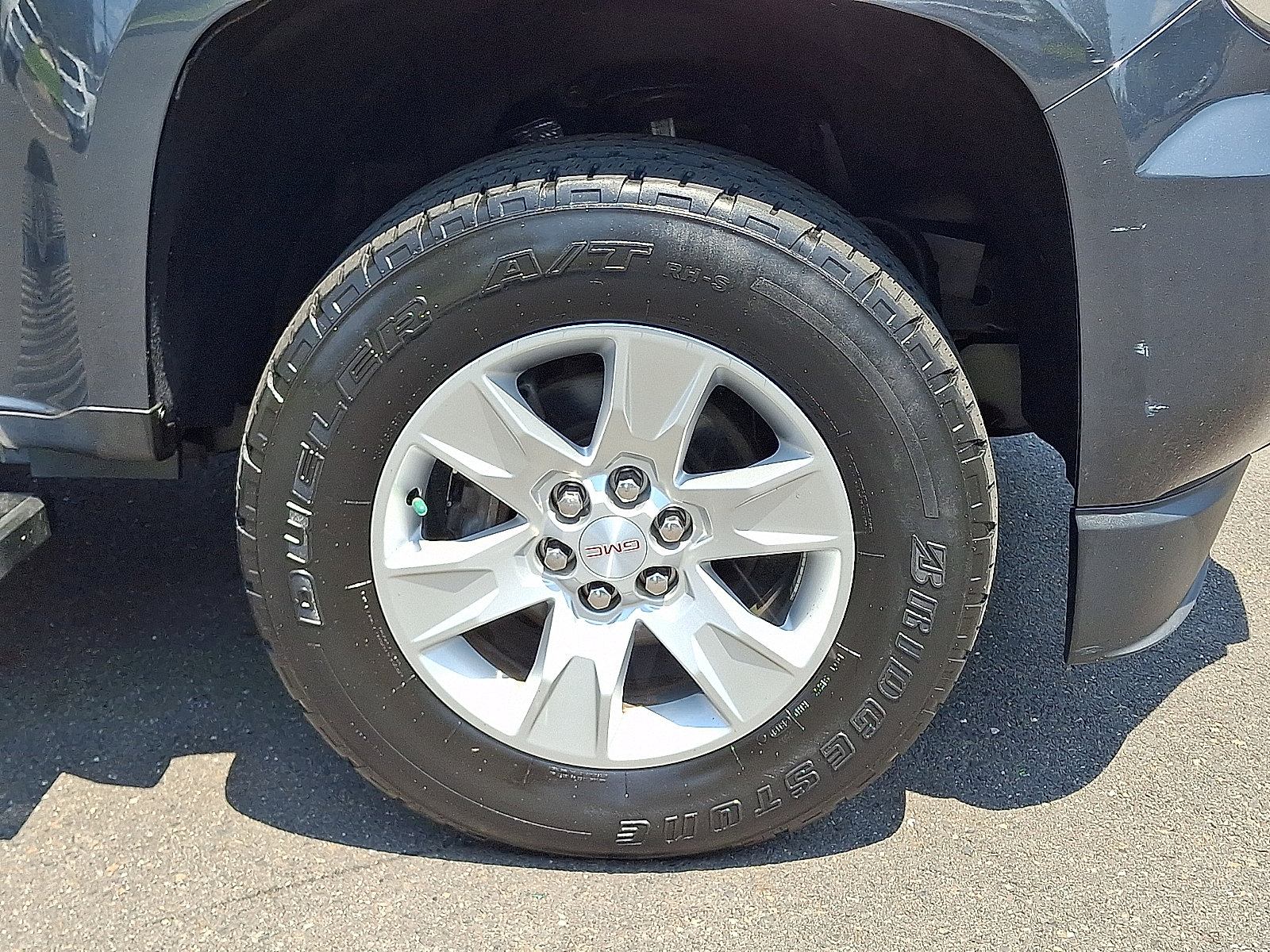 Used 2016 GMC Canyon SLE w/ SLE Convenience Package RWD image 25