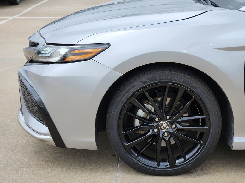 Used 2024 Toyota Camry XSE FWD image 10