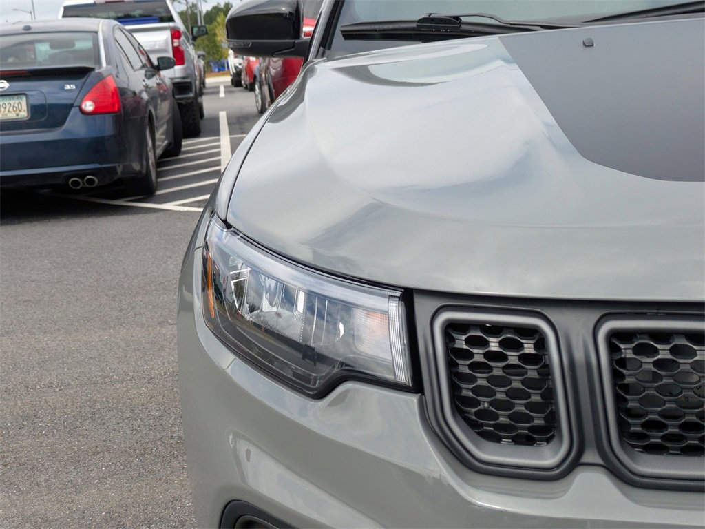 Used 2023 Jeep Compass Trailhawk image 10