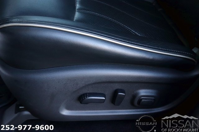 Used 2019 INFINITI QX60 Luxe w/ Essential Package image 19