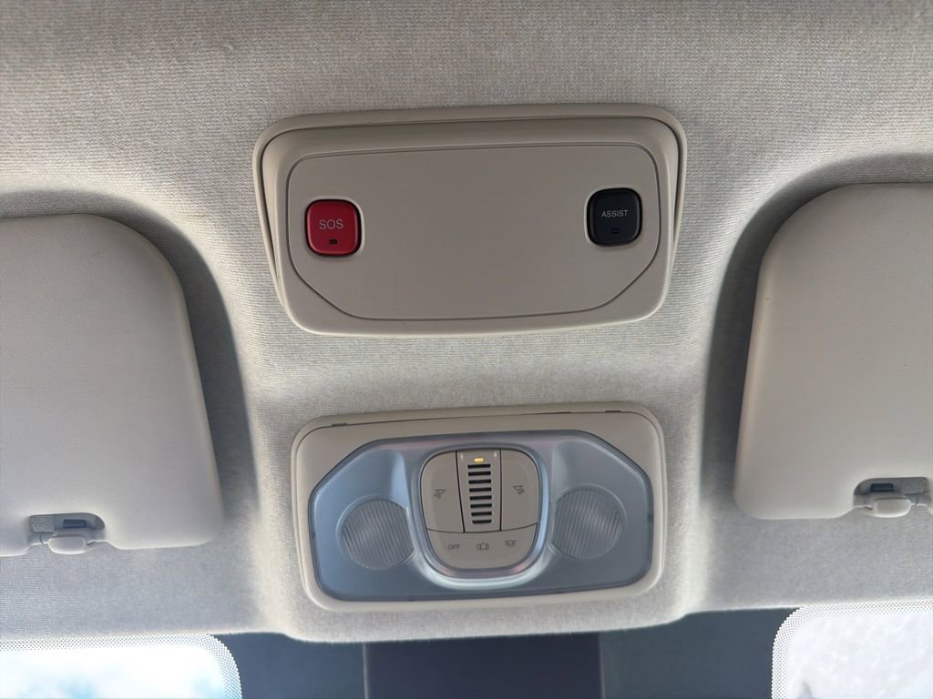 Used 2024 RAM ProMaster 2500 w/ Convenience Group FWD image 19