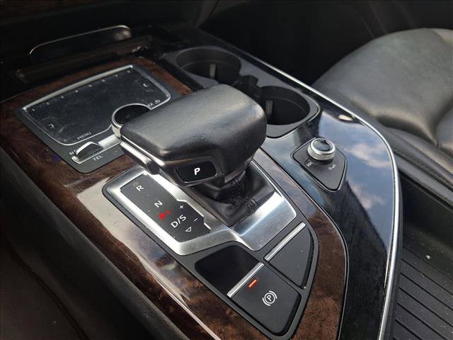 Used 2017 Audi Q7 3.0T Premium Plus w/ Premium Plus Package image 14