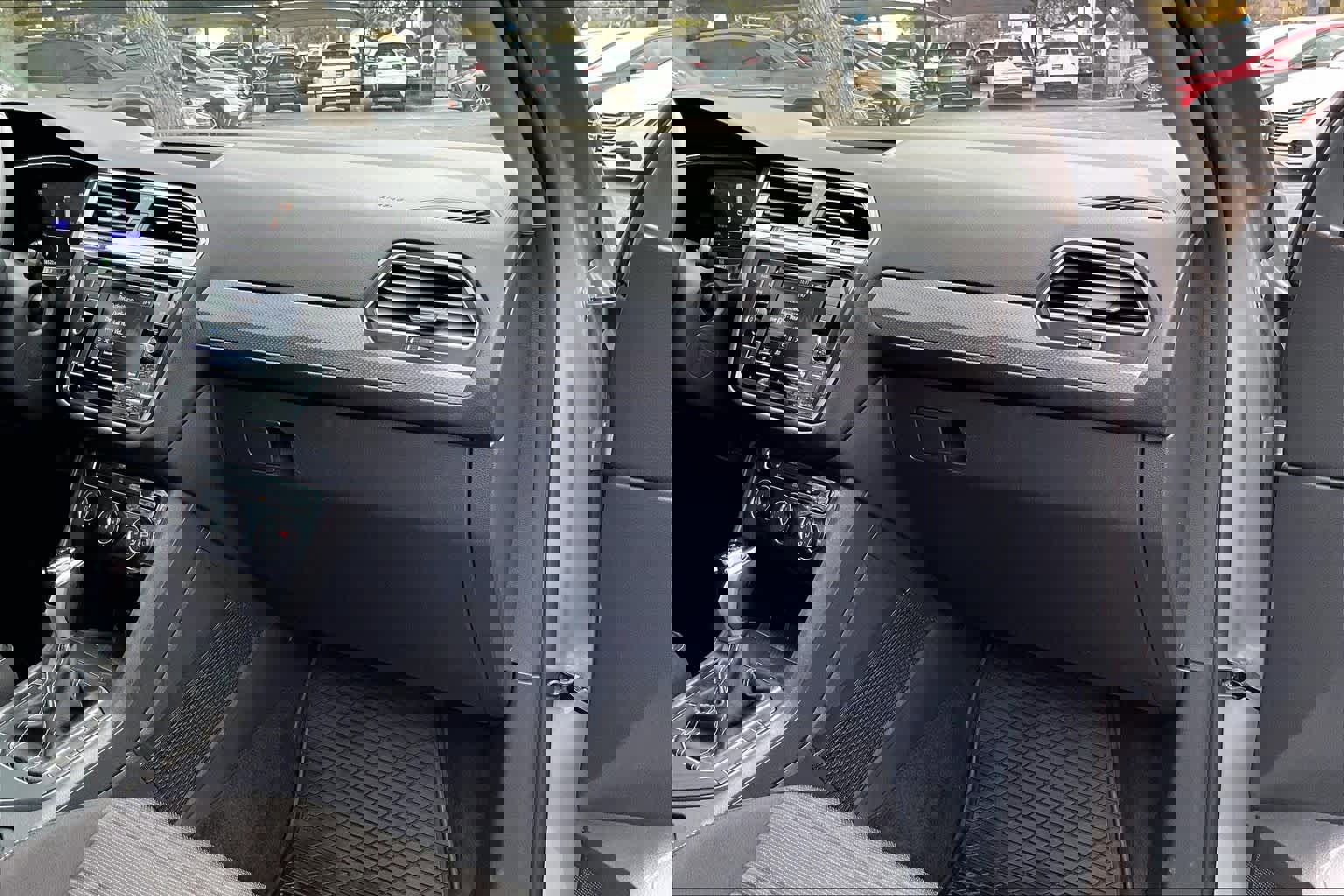 Certified 2023 Volkswagen Tiguan S image 19