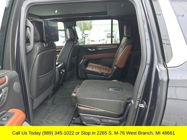 Used 2024 GMC Yukon XL Denali Ultimate w/ LPO, Floor Liner Package image 17