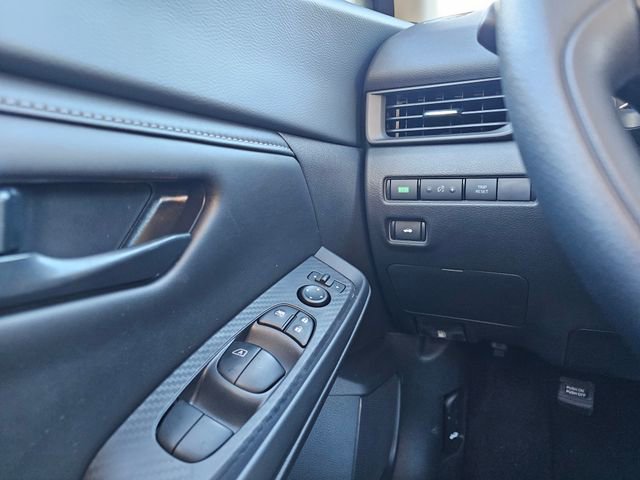 Used 2025 Nissan Sentra S image 27