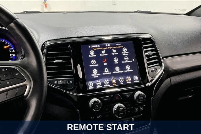 Used 2020 Jeep Grand Cherokee Altitude AWD/4WD image 12