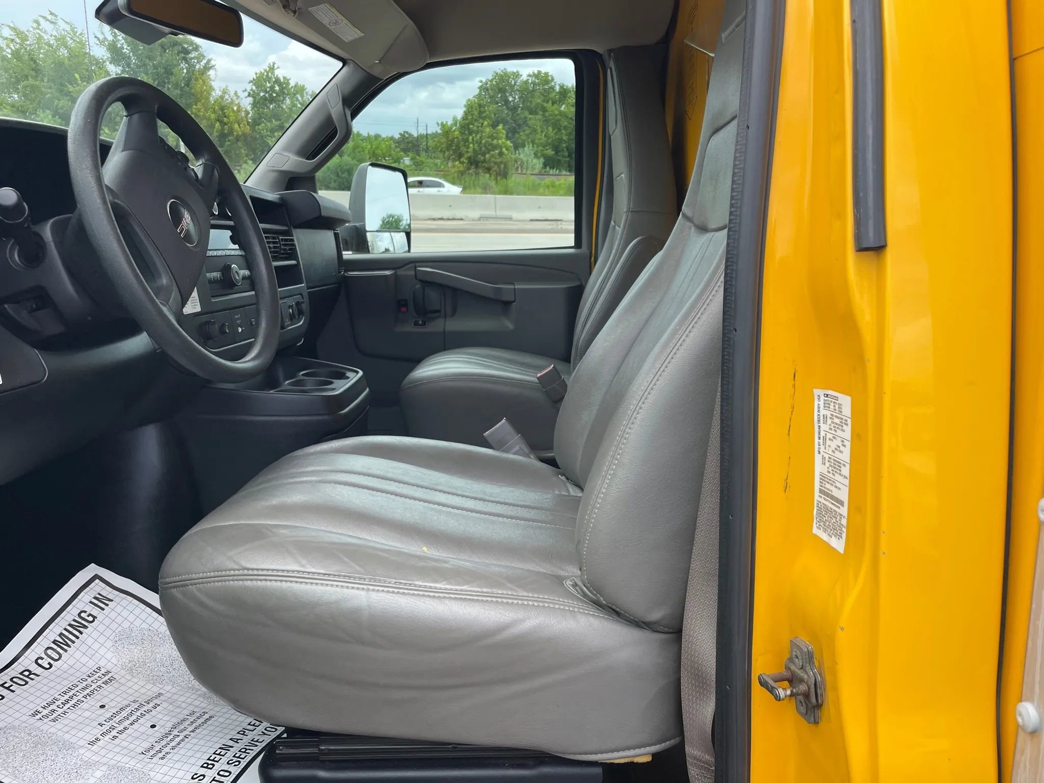 Used 2021 GMC Savana 3500 Extended w/ Power Convenience Package image 17