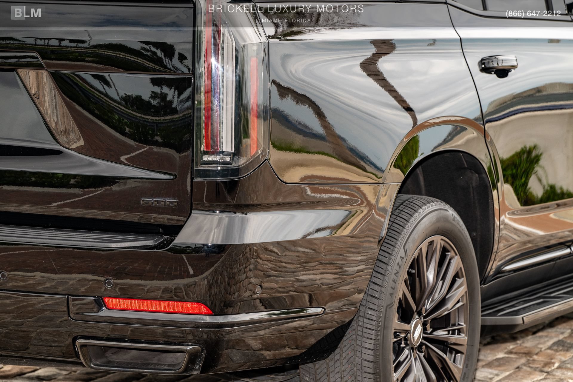 Used 2025 Cadillac Escalade Sport w/ LPO, ONYX Package AWD/4WD image 59