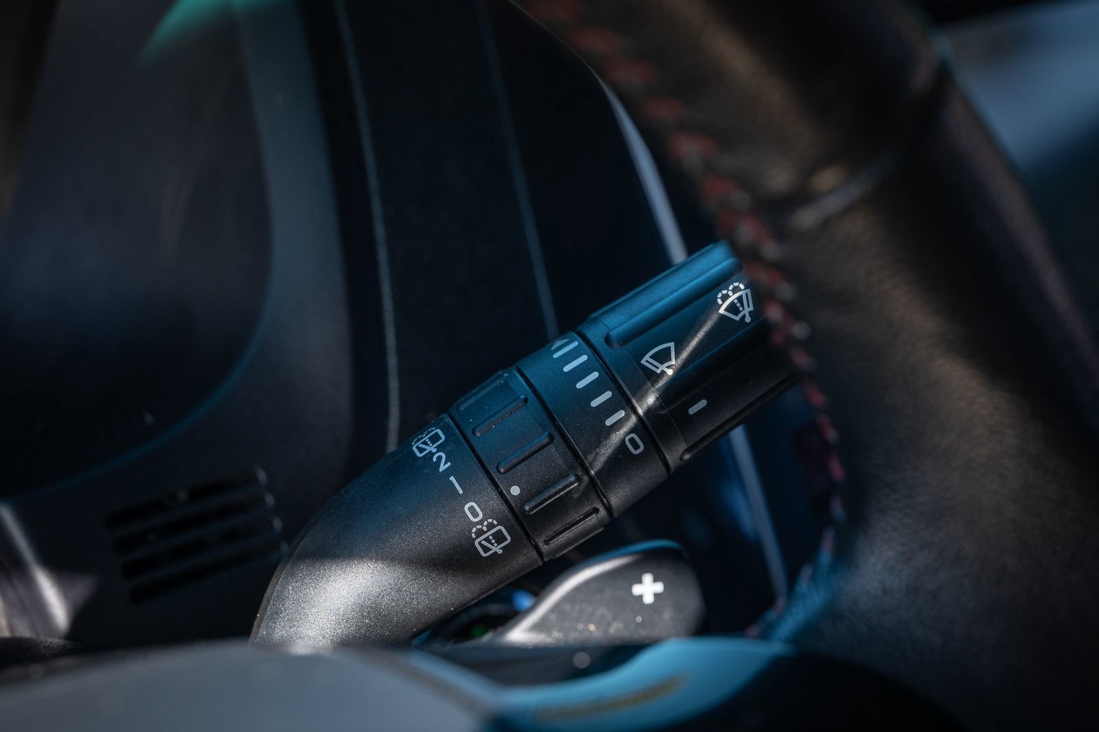 Used 2017 Ford Explorer Sport w/ Equipment Group 401A image 20