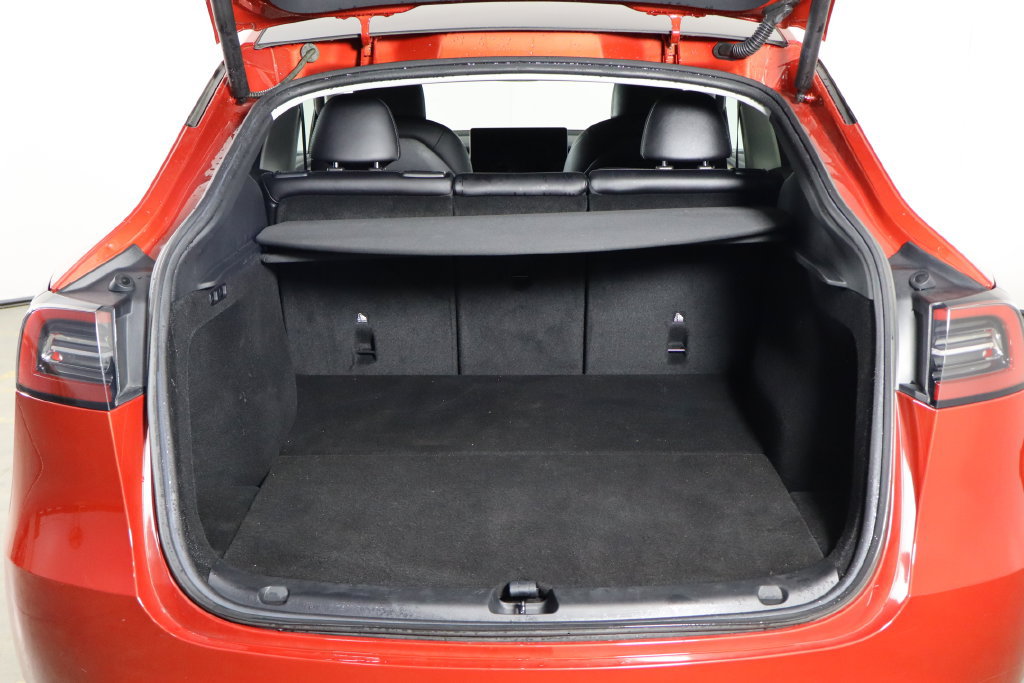Used 2023 Tesla Model Y Long Range AWD/4WD image 15