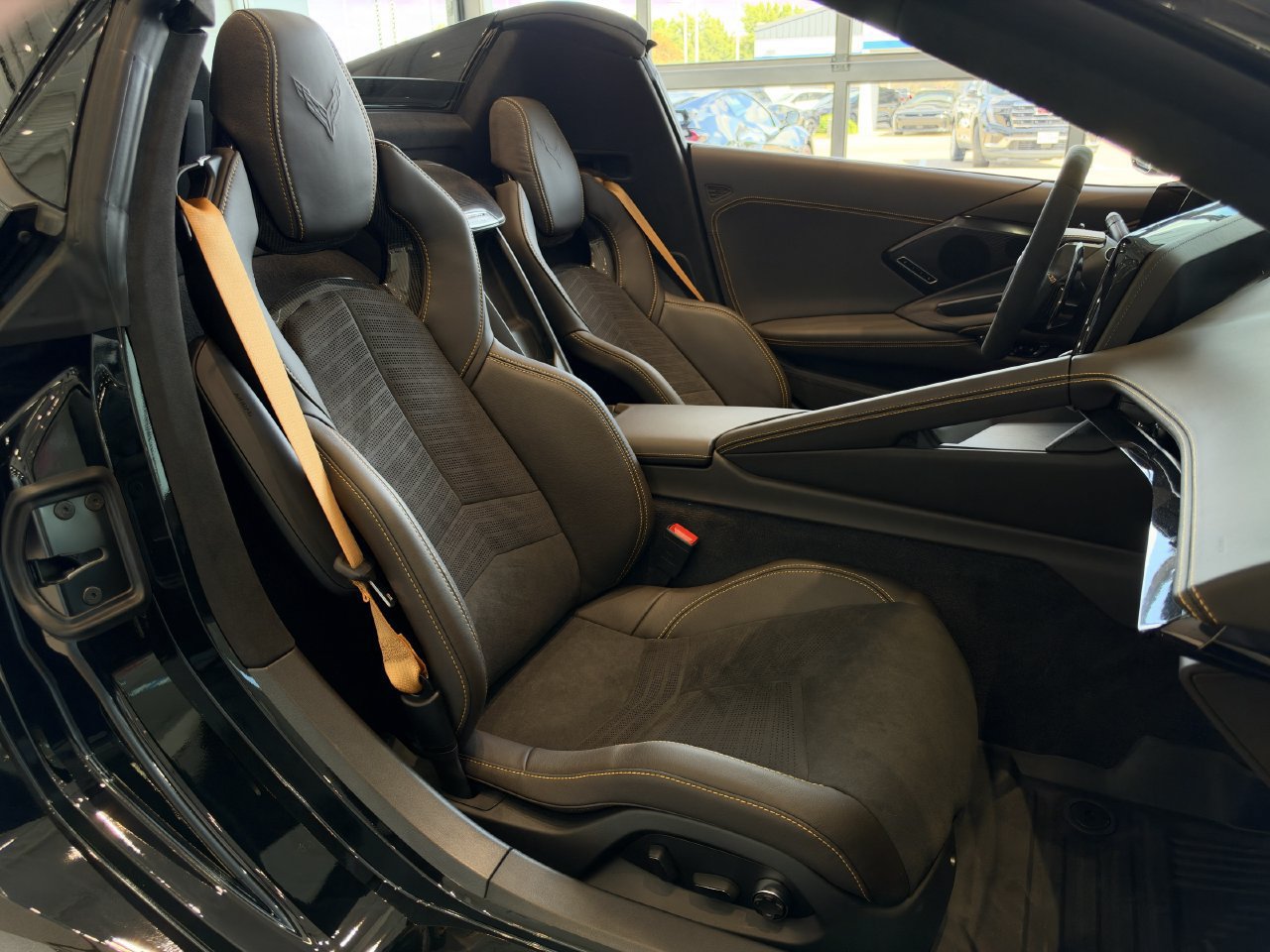 New 2026 Chevrolet Corvette Stingray Premium Conv w/ Z51 Performance Package RWD image 20