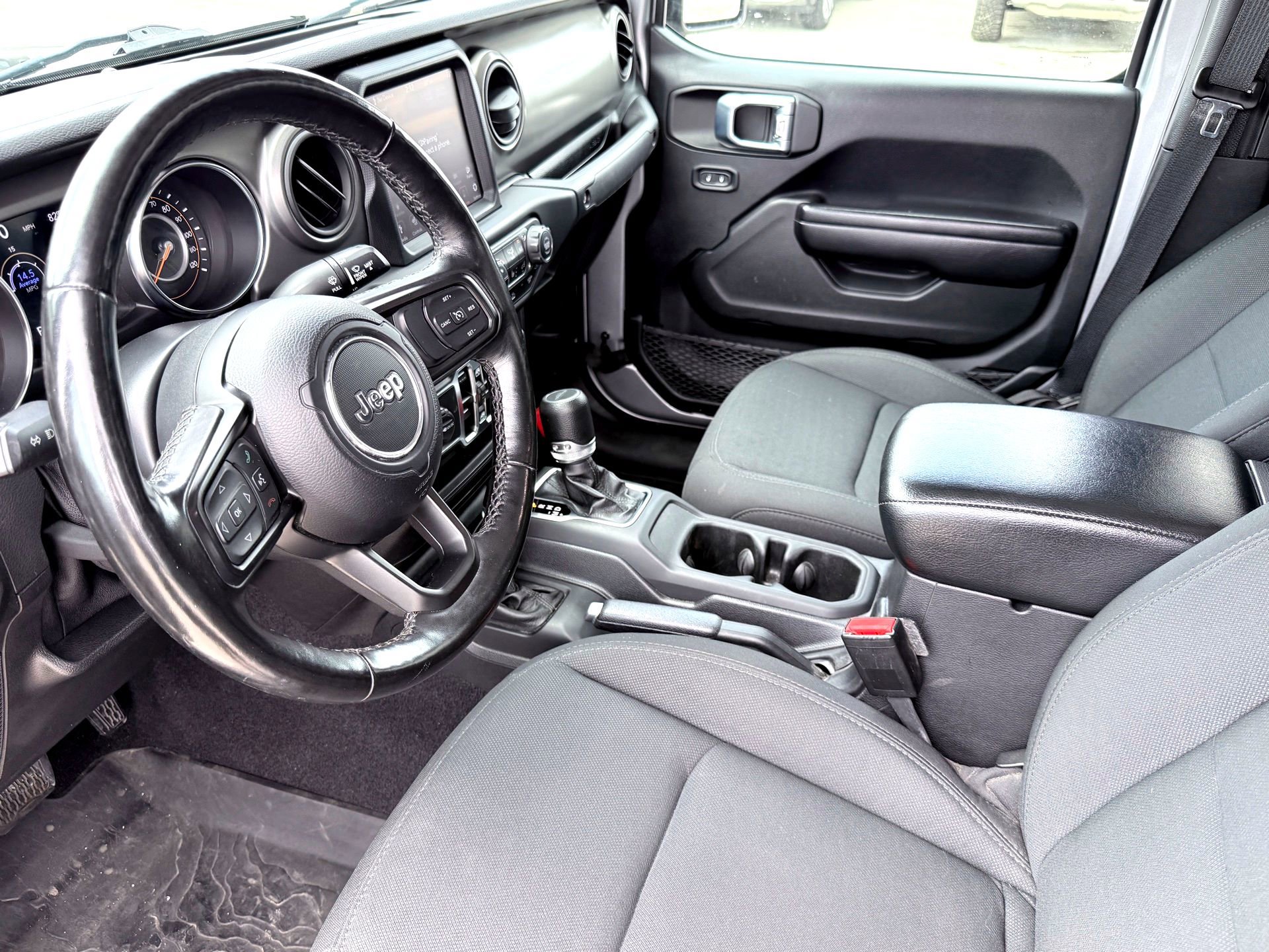 Used 2021 Jeep Gladiator Willys AWD/4WD image 10