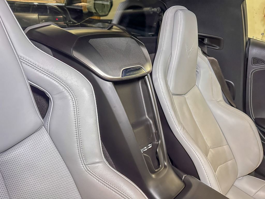 Used 2022 Chevrolet Corvette Stingray Preferred Cpe w/ Battery Protection Package RWD image 27