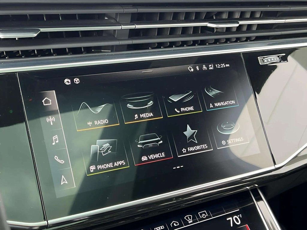 Used 2021 Audi Q7 3.0T Prestige w/ Prestige Package image 30