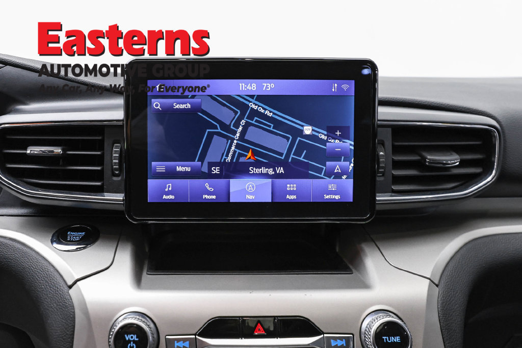 Used 2022 Ford Explorer XLT w/ Equipment Group 202A AWD/4WD image 13