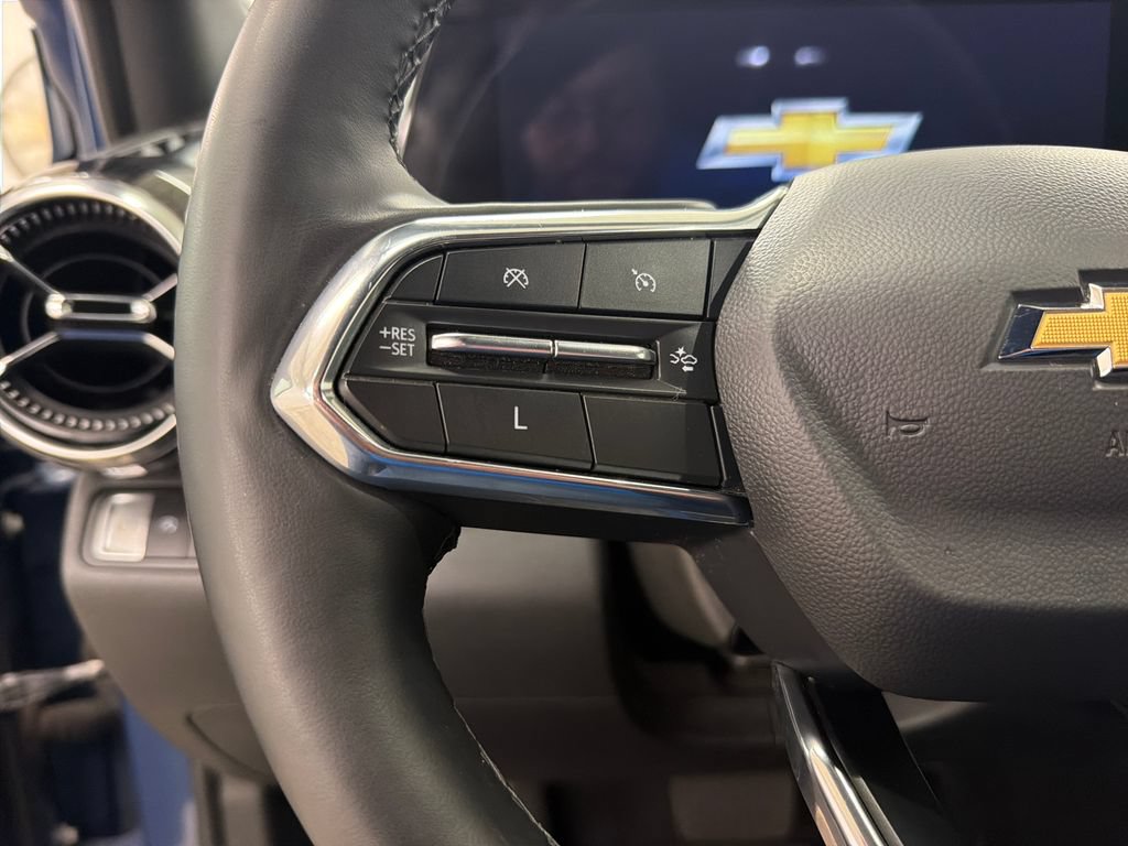 Used 2025 Chevrolet Equinox LT w/ Convenience Package II FWD image 20