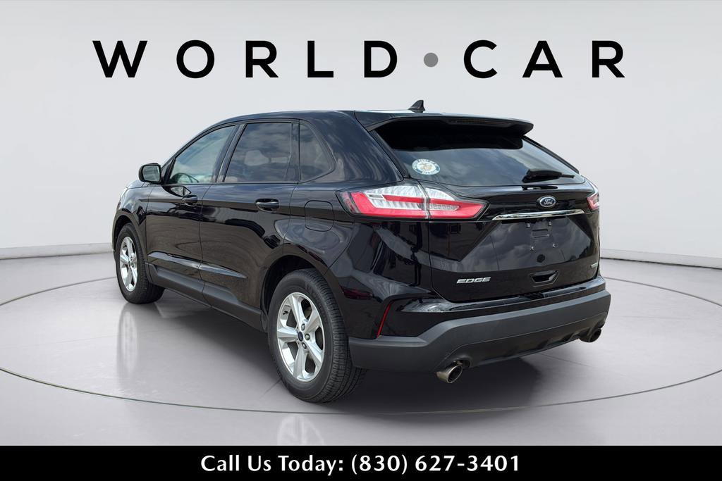 Used 2019 Ford Edge SE image 13