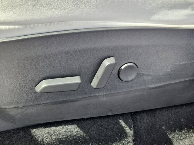 Used 2020 Tesla Model Y Performance image 19