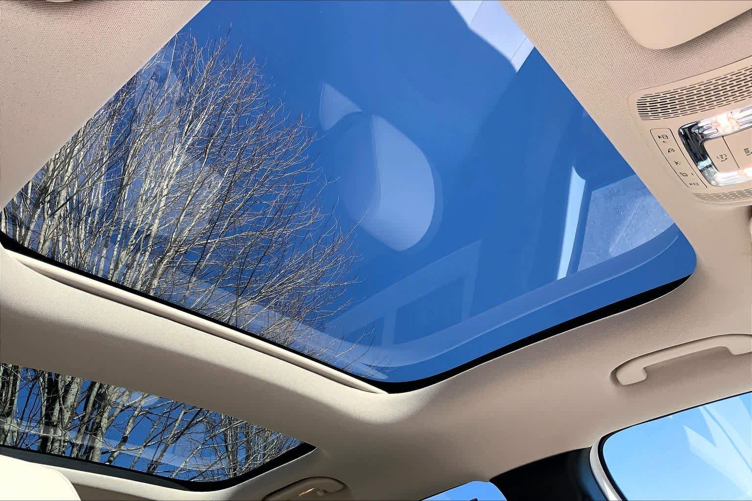 Certified 2022 Mercedes-Benz GLB 250 image 14