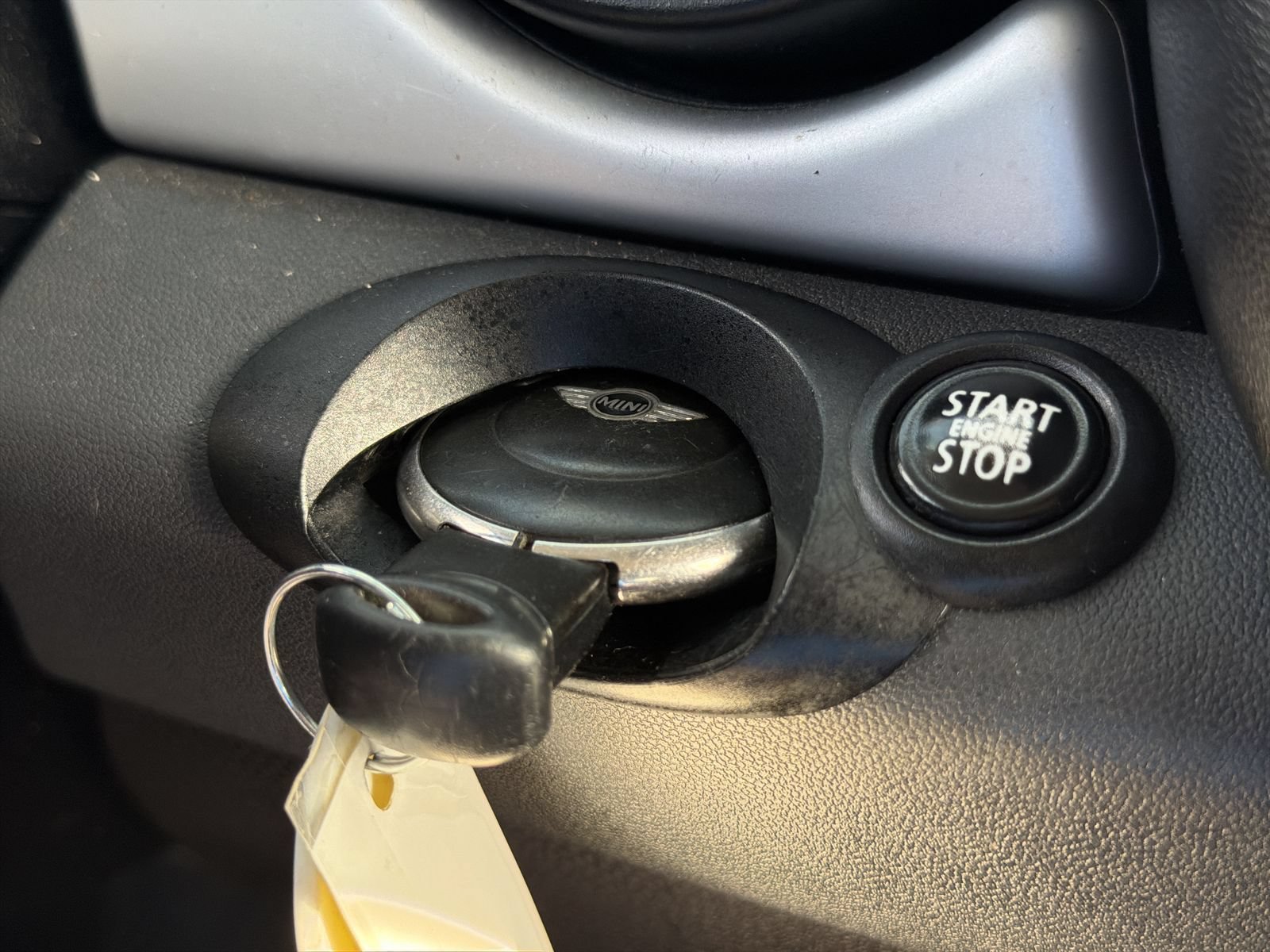 Used 2011 MINI Cooper Hardtop FWD image 34